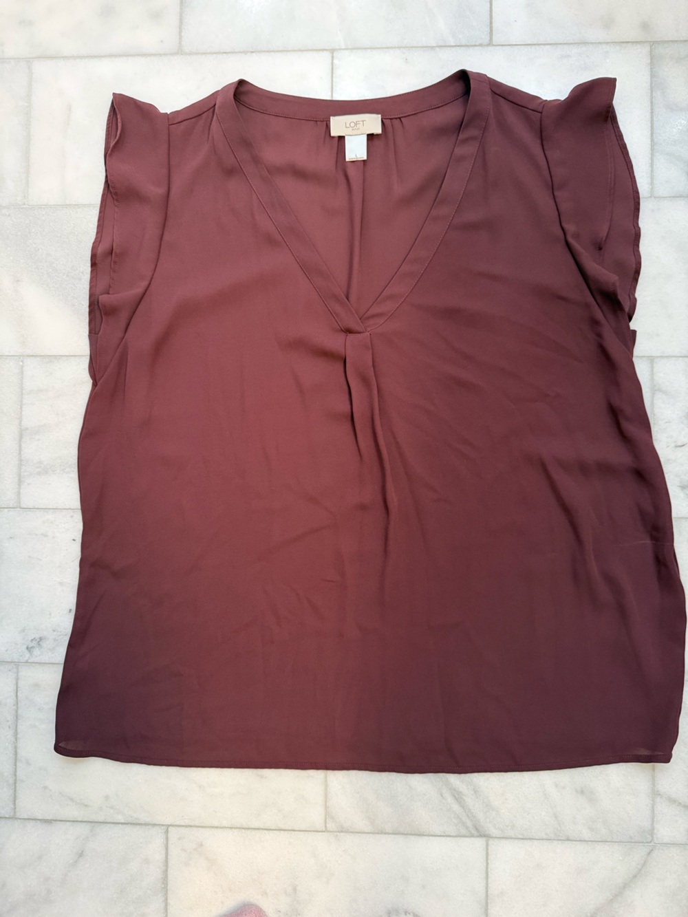 LOFT Outlet Women's Top in Burgundy. Size L EUC.